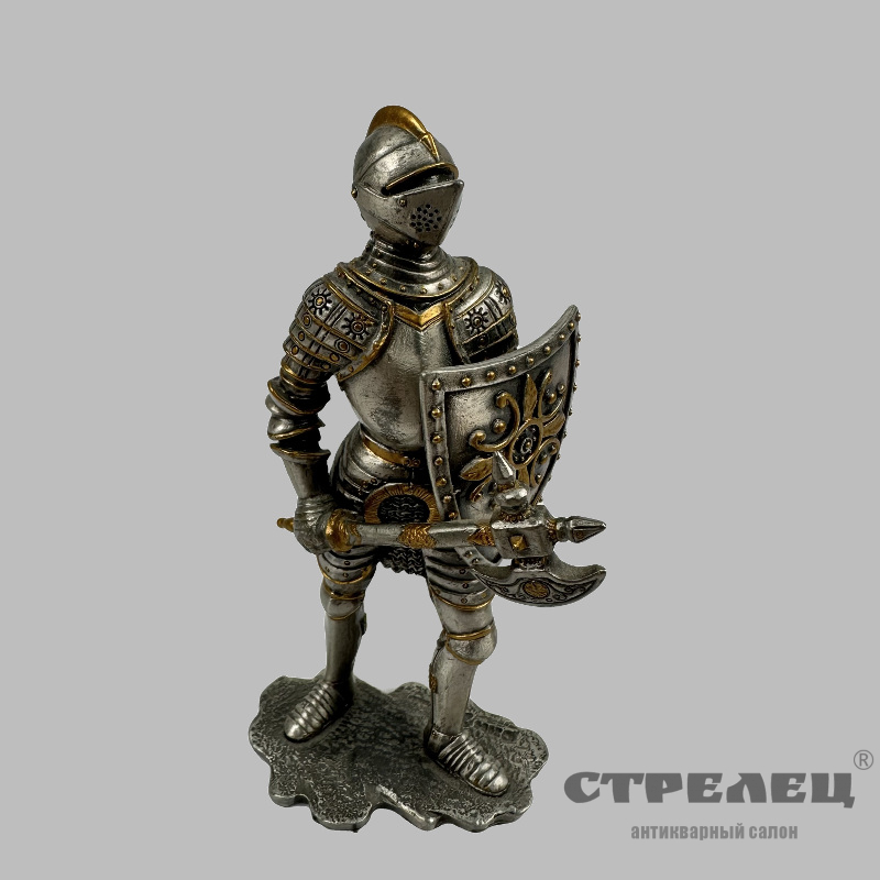 картинка — солдатик «пеший рыцарь с боевым топором и щитом», veronese (италия)