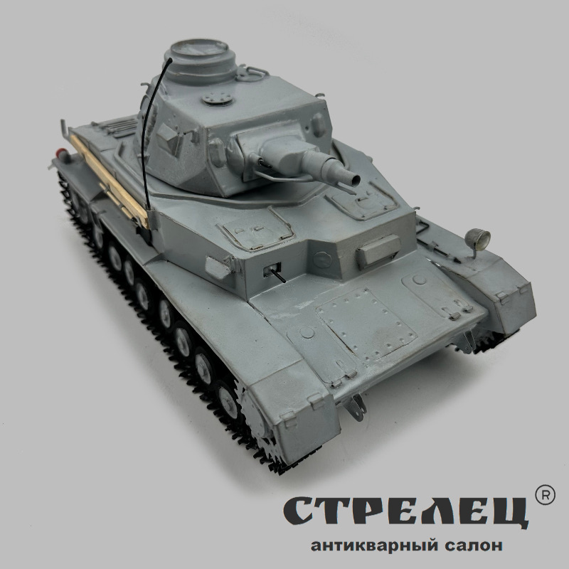 картинка — модель немецкого танка pz.iv (т-4)