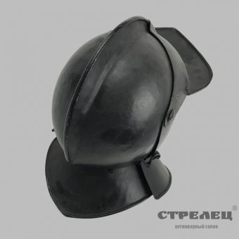 картинка шлем черный рейтар (реплика)